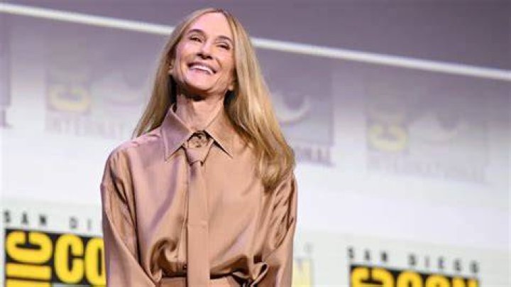 Holly Hunter Net Worth: A Comprehensive Look at the Renowned Actress's Wealth and Career